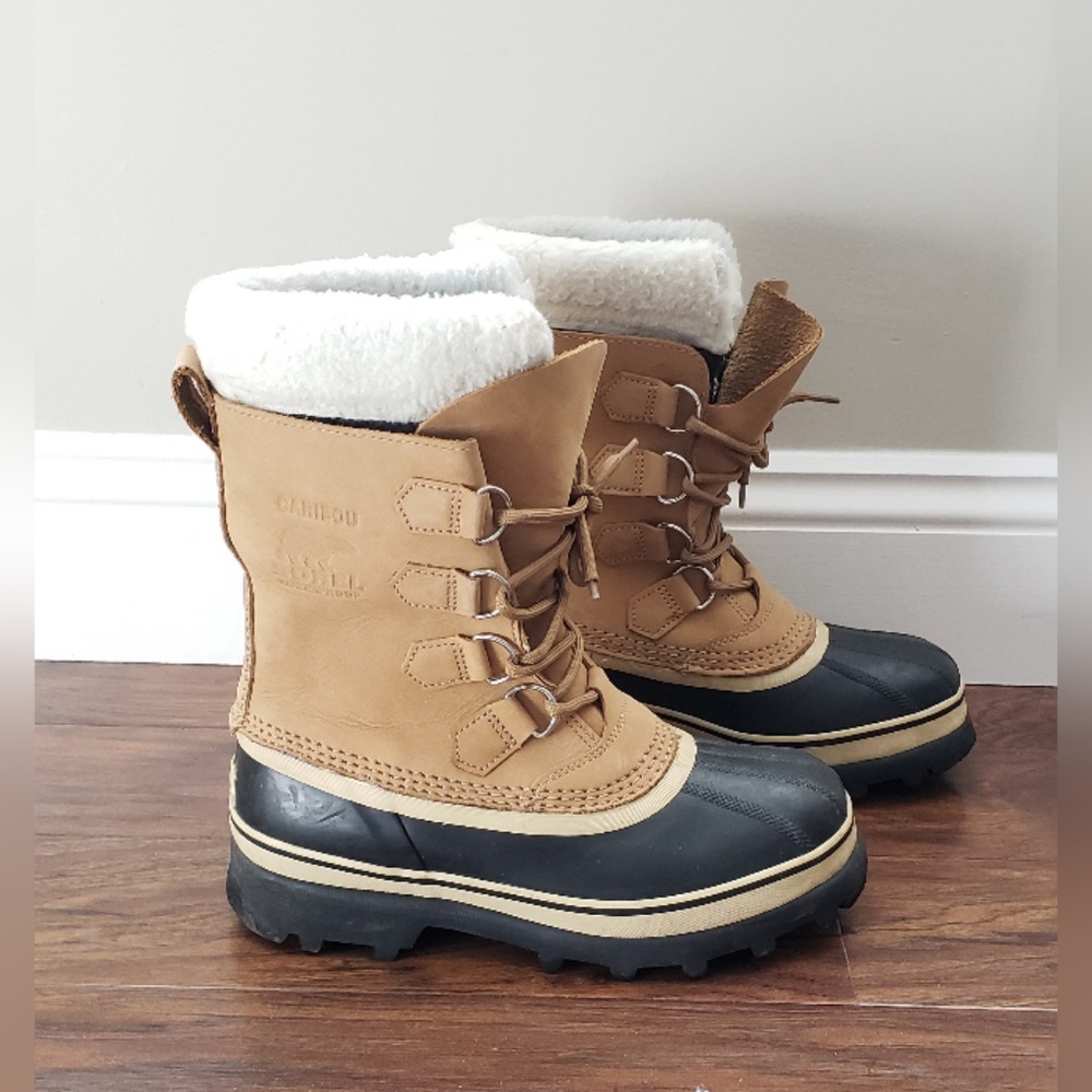 SOREL CARIBOU snow boots 6.5 EUC tan black